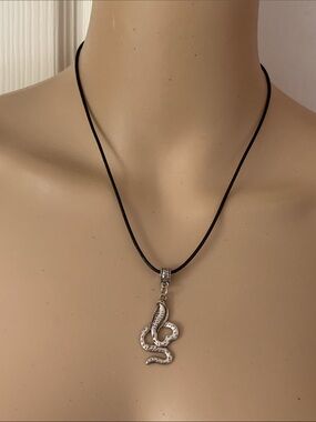 Cobra snake silver tone choker necklace